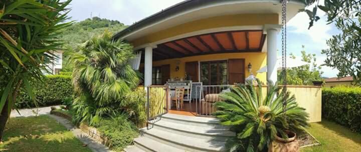 Bed & Breakfast La Foglia Massa (Tuscany)